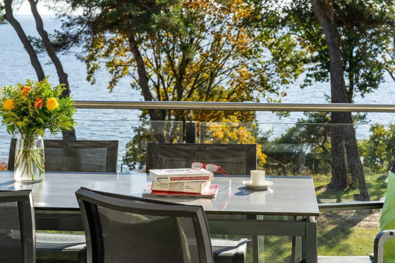 Appartement "Opal" Mit Penthouseflair - Oase Am Haff Garz  Ruang foto
