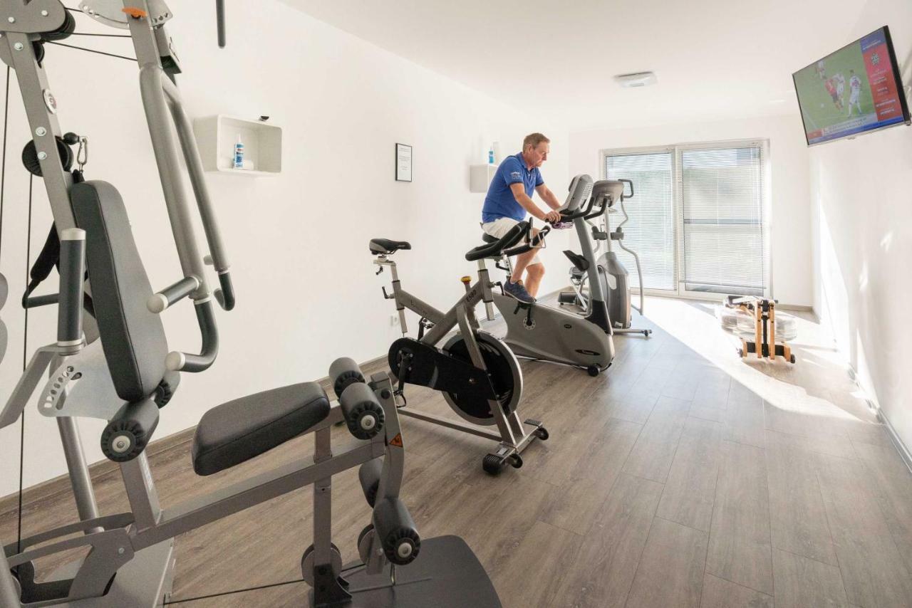 Appartement "Opal" Mit Penthouseflair - Oase Am Haff Garz  Bagian luar foto