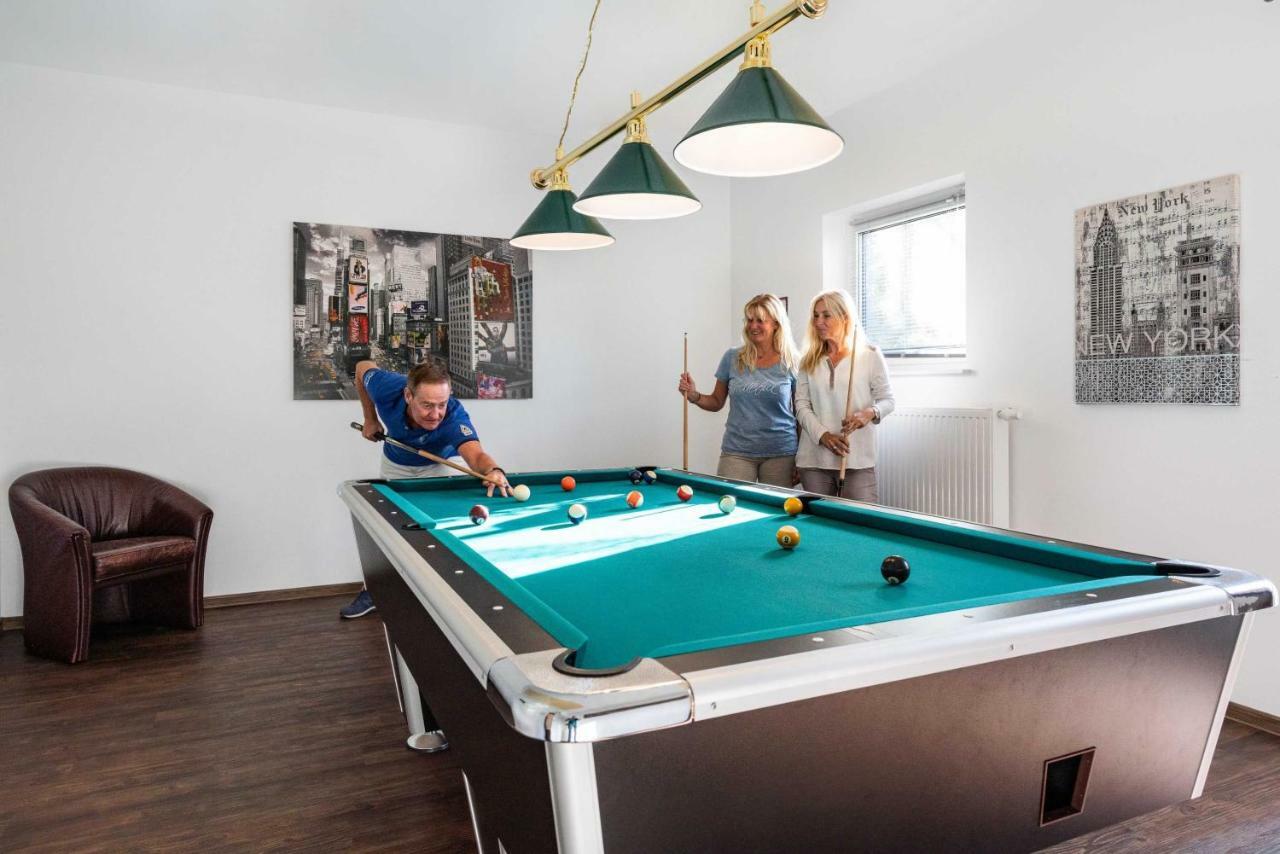 Appartement "Opal" Mit Penthouseflair - Oase Am Haff Garz  Bagian luar foto